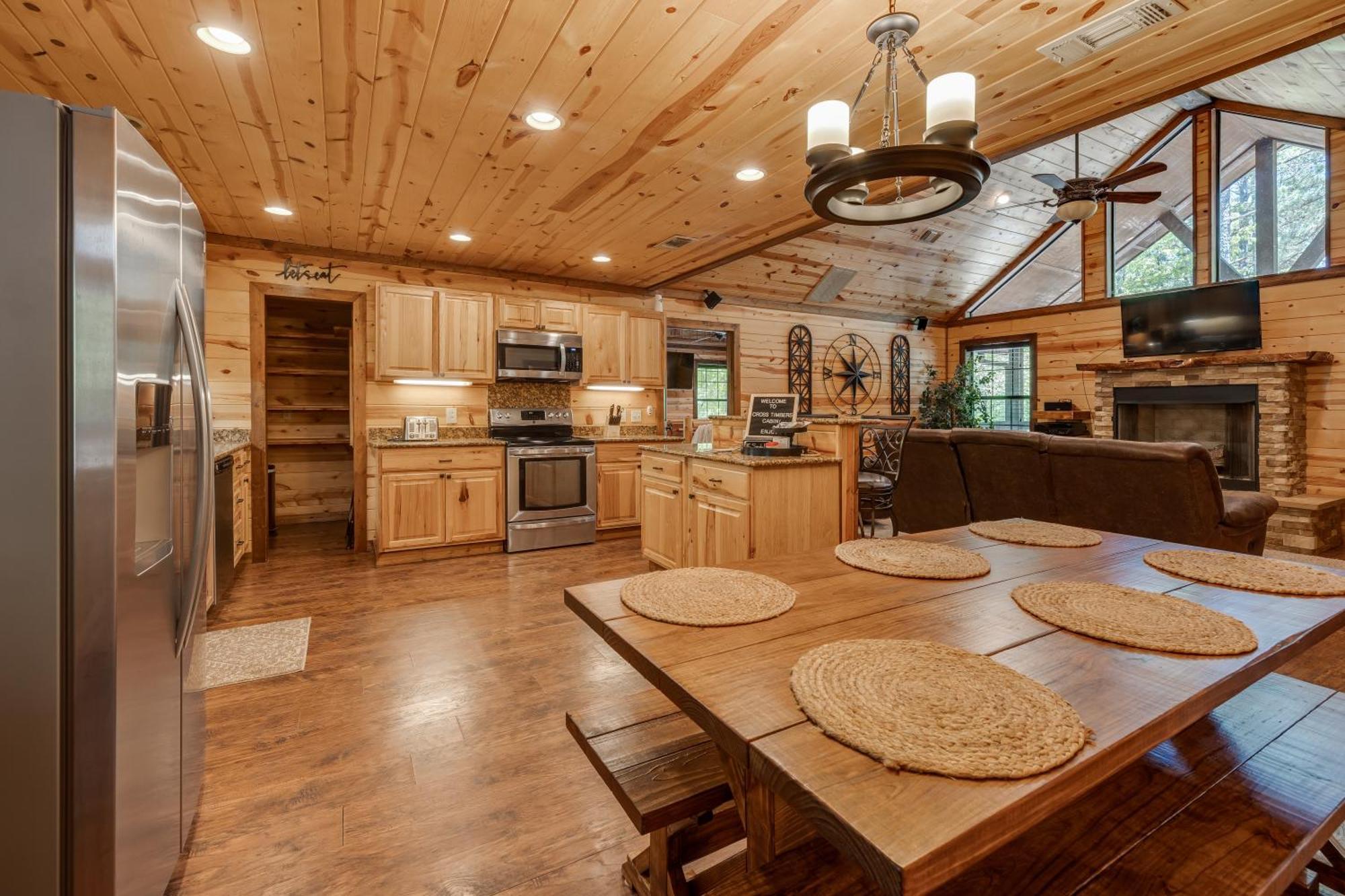 Cross Timbers Cabin On The Grove'S 25-Acres Broken Bow Exterior photo